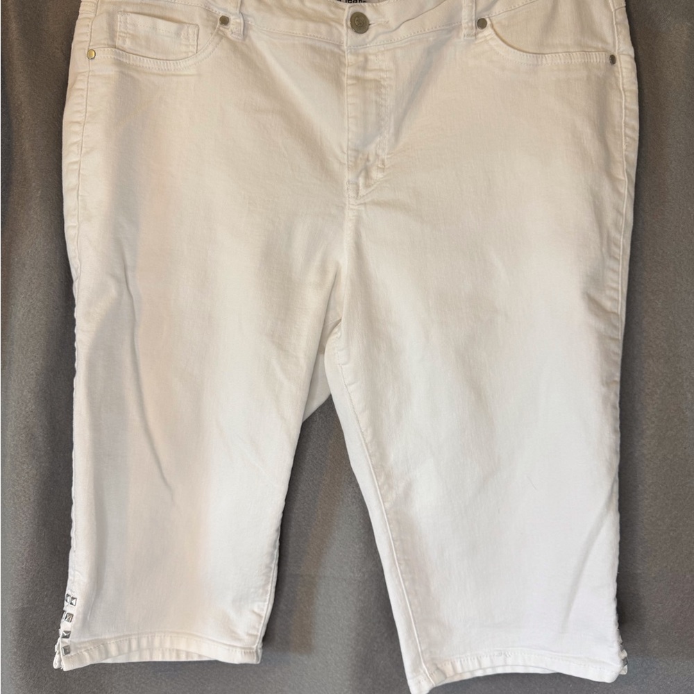 White Denim Capri Pants